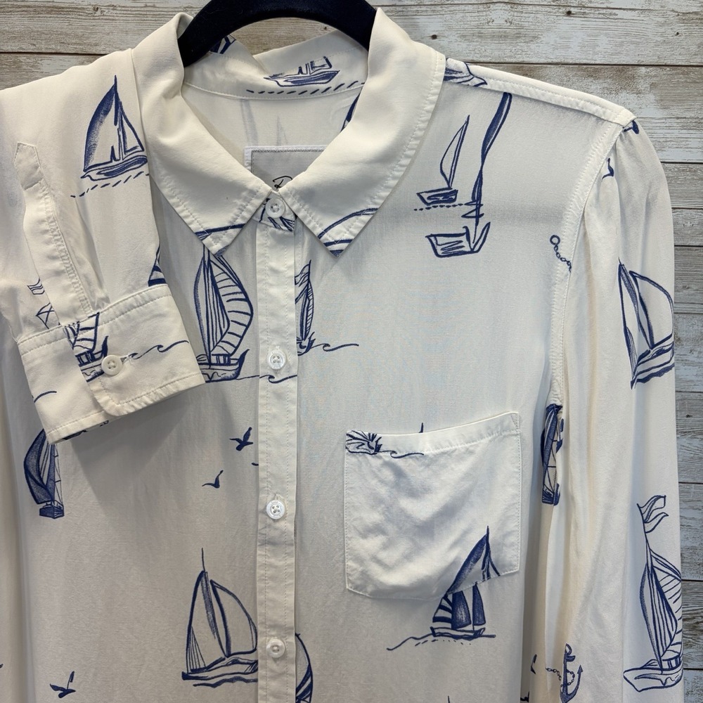Rails Womens M Shirt Kathryn Sailboats Button Down White Nautical Coastal Anchor